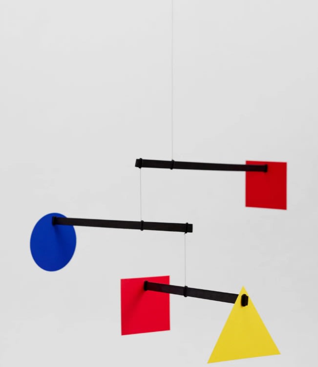 Móvil Bauhaus Medium5