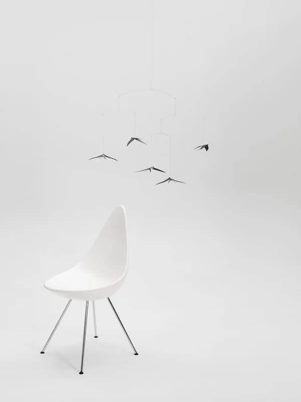 Móvil Flying Swallows 54