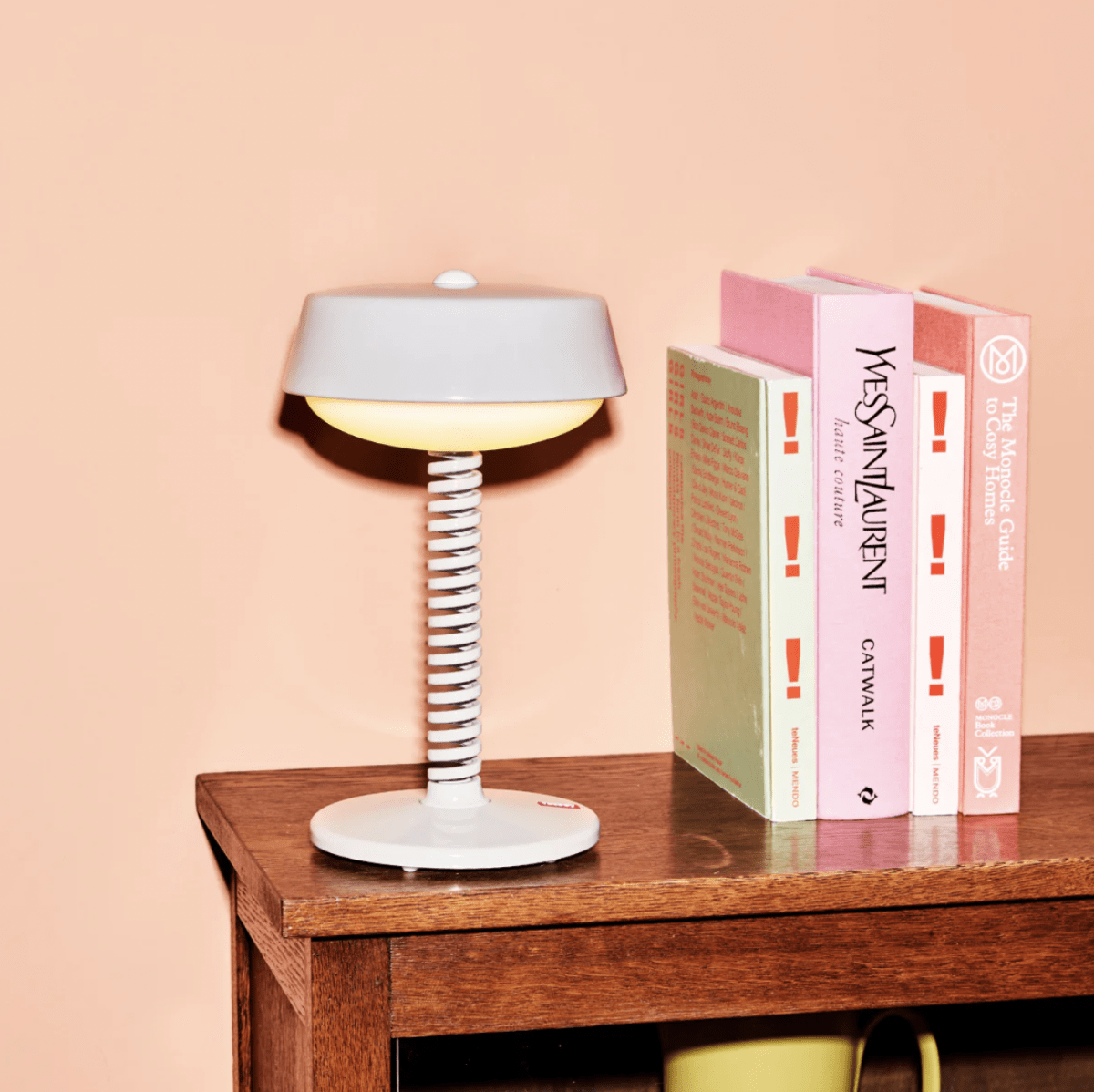 Lámpara de mesa Bellboy11