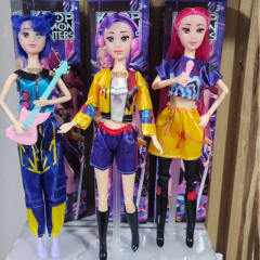 K-Pop Demon Hunter Set x 3 Muñecas Musicales con Accesorios LMT03