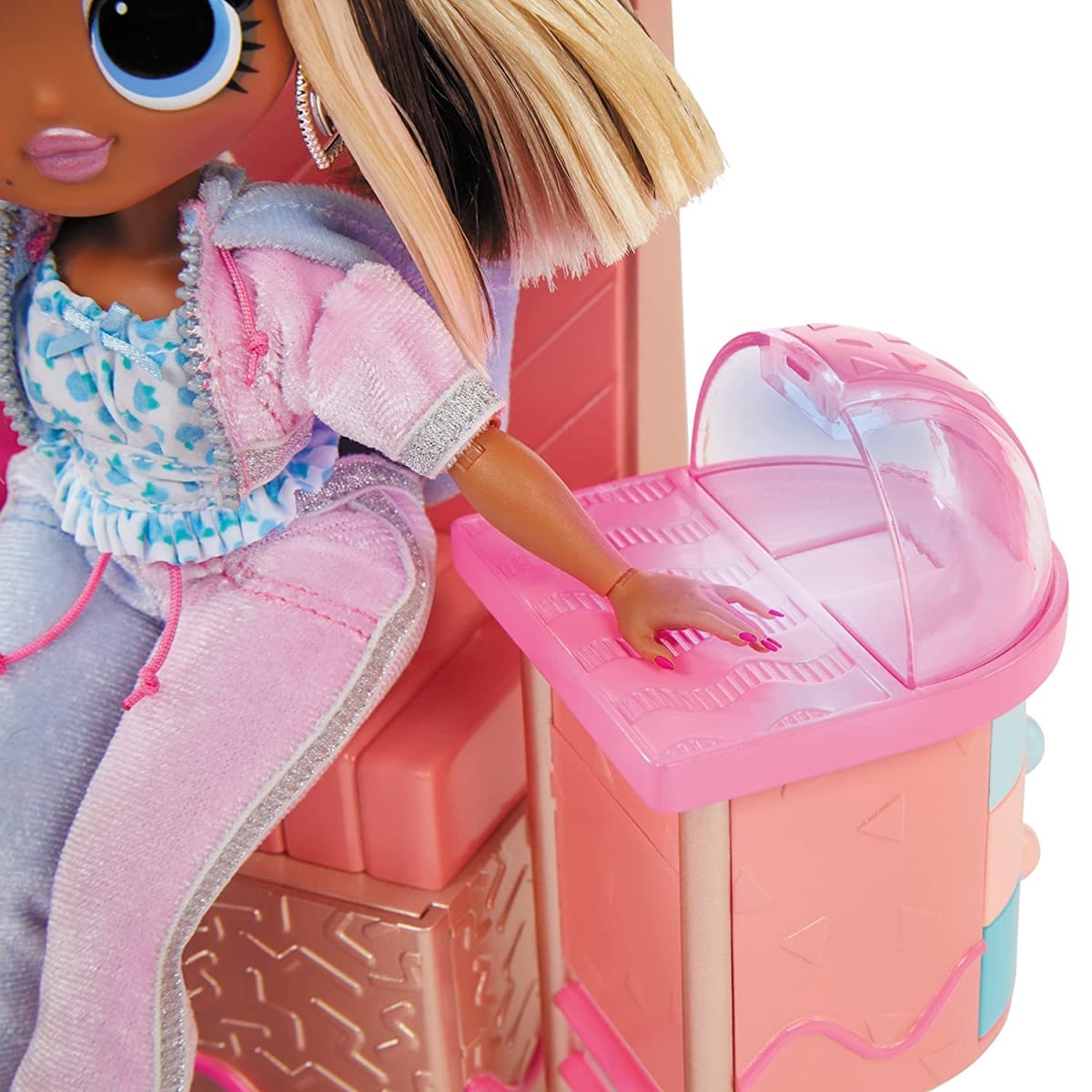 Playset L.O.L. Surprise Shine On Salon & Spa3
