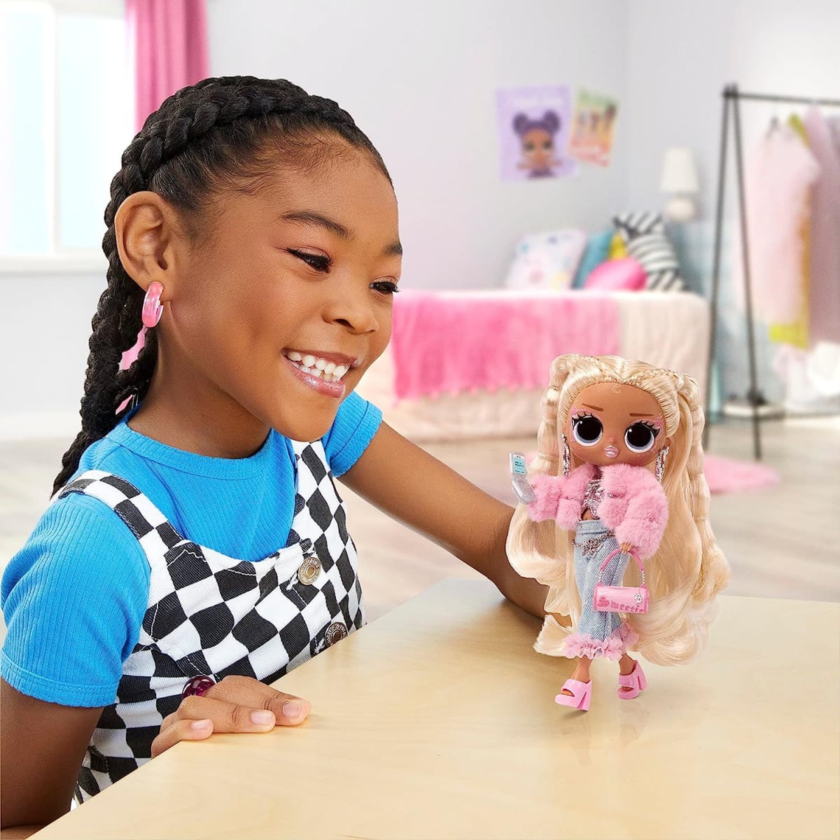 LOL Surprise Tweens Doll S4 Olivia Flutter6