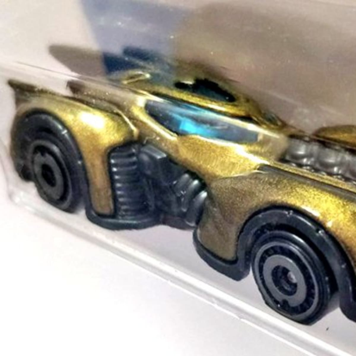 Auto Hot Wheels Batmobile Arkham Asylum2