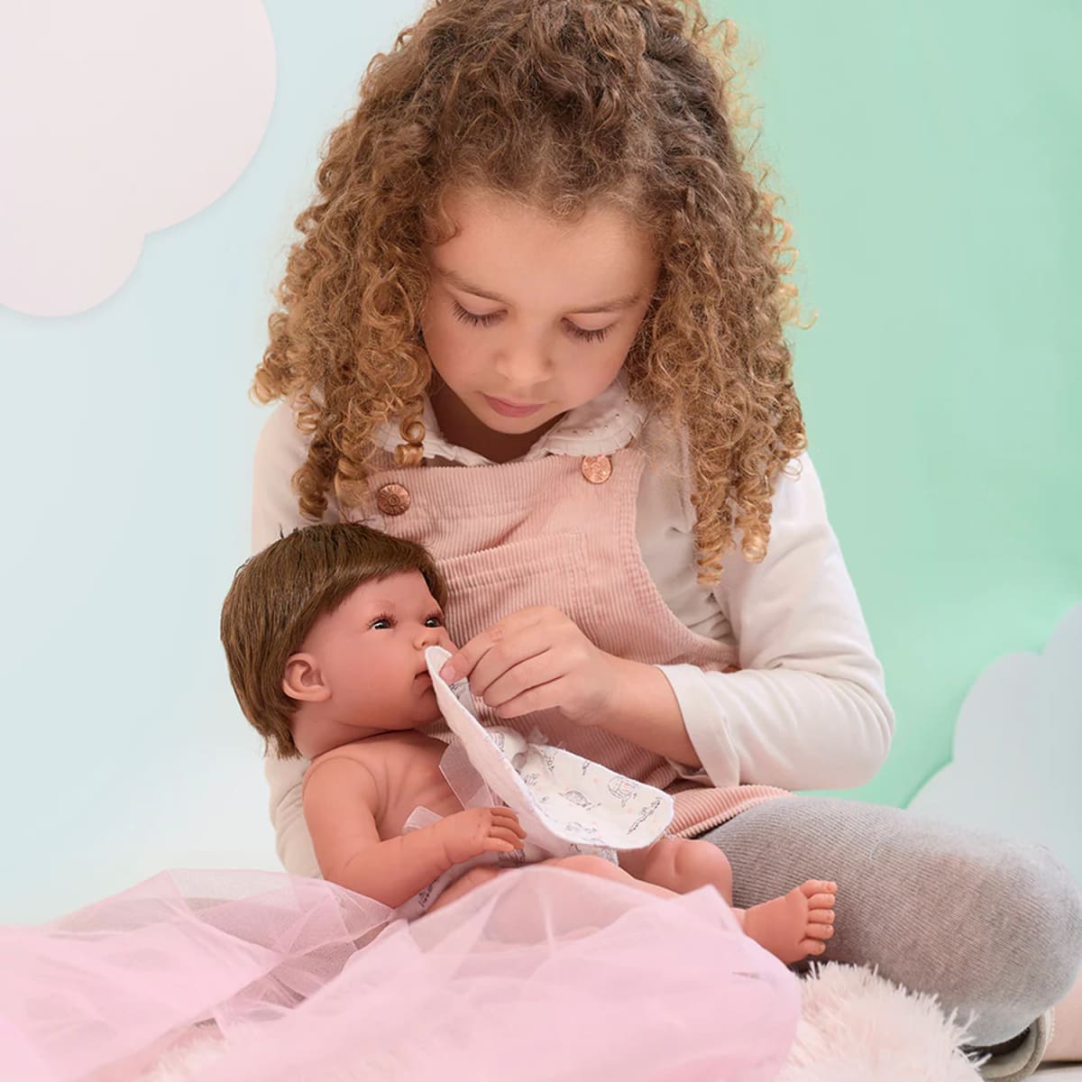 Muñeca Llorens Nica Recien Nacida Cojin Rosa 42 cm3