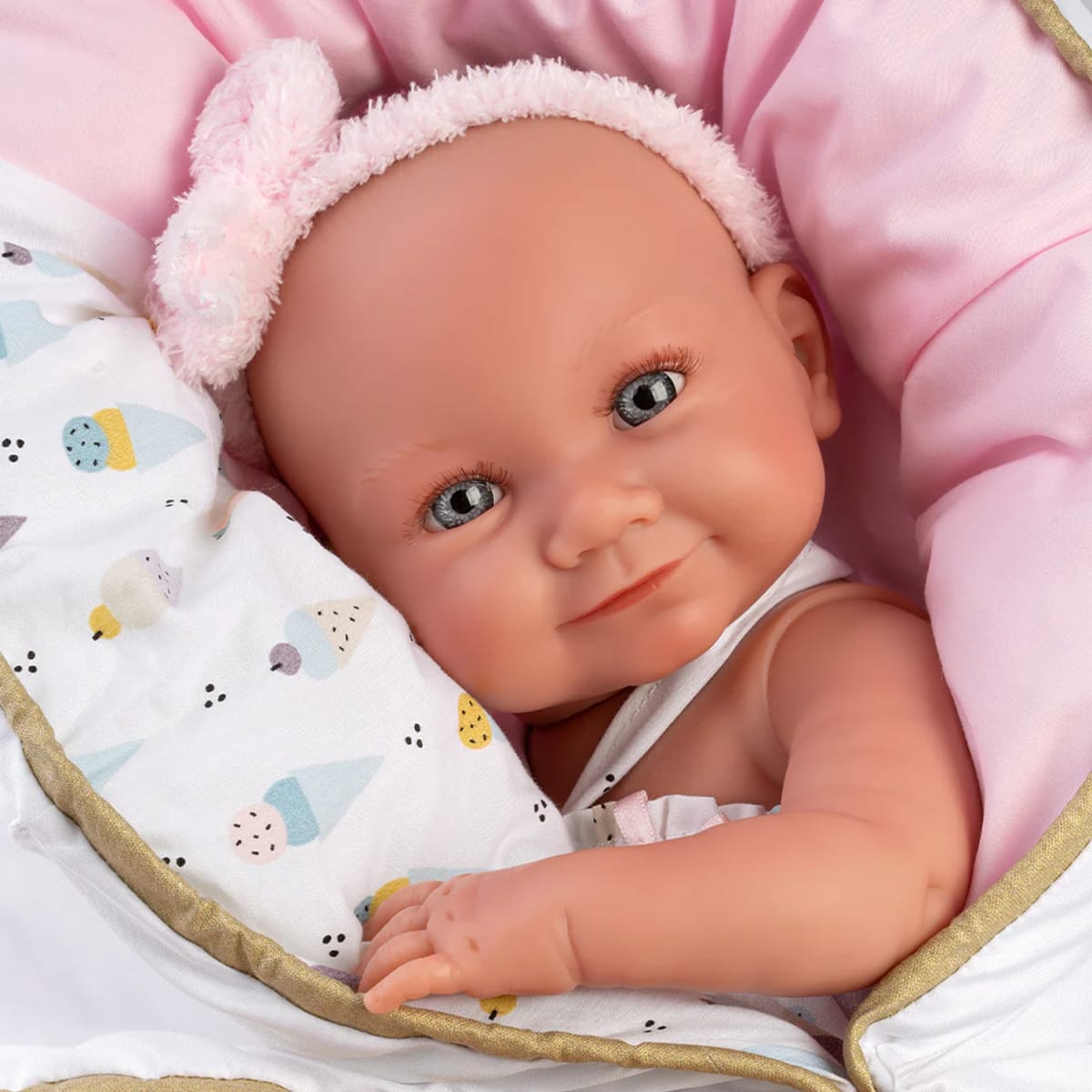 Nica Recien Nacida Parque Juegos4