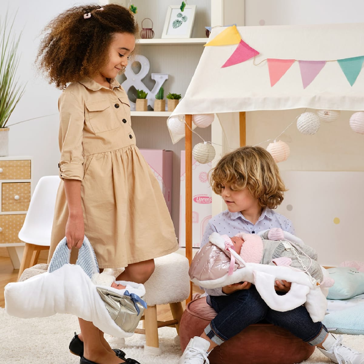 Muñeca Llorens Mimi Llorona Capazo Portabebe1