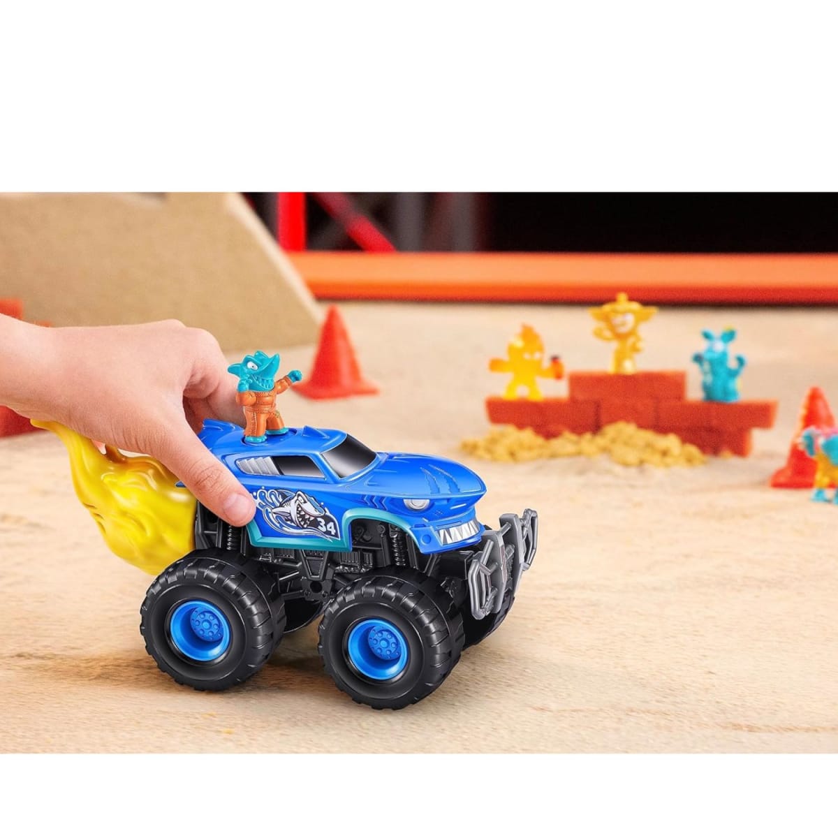 Smashers Monster Truck Surprise5