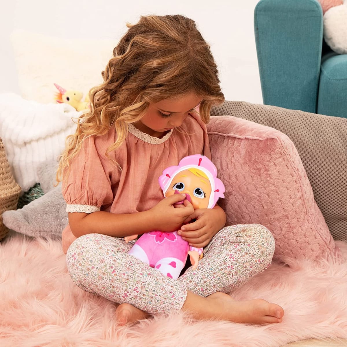 Muñeca Cry Babies Tiny Cuddles Sakura 25 cm5