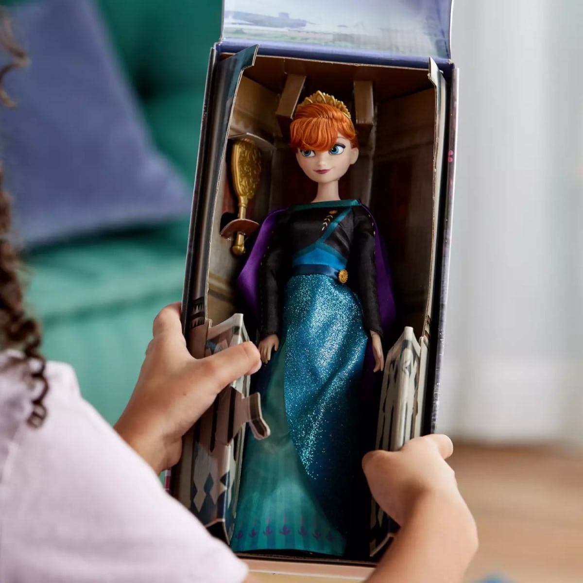 Muñeca Princesa Anna Frozen 28 cm4