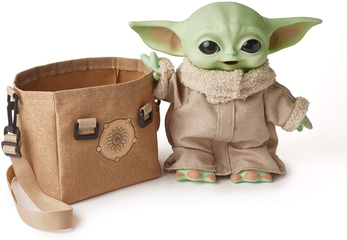 The child Baby Yoda Muñeco con morral  The mandalorian5