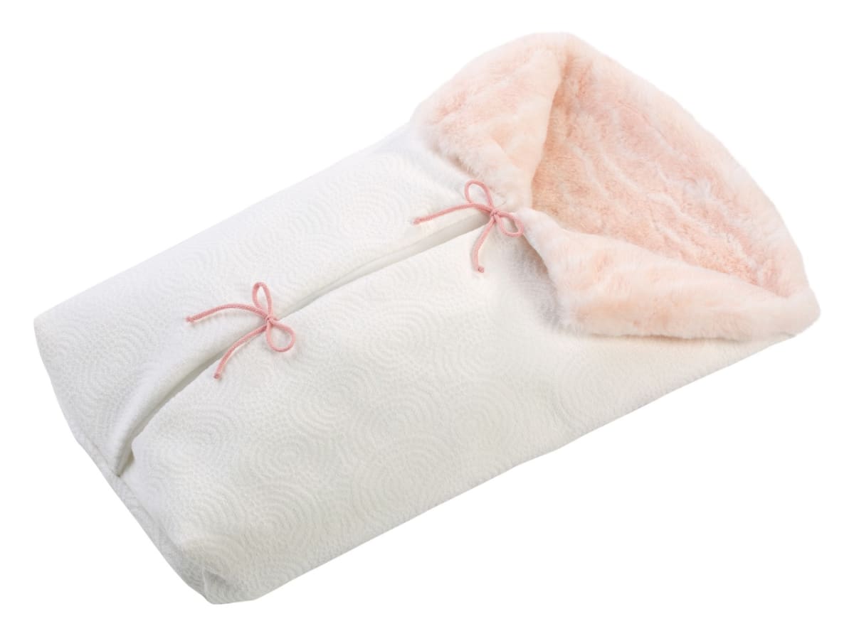 Bebé Recién NacidaTina 43 cm con Saquito4