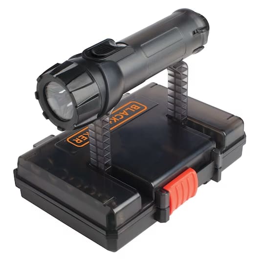 Set SOS automovil Black and Decker con linterna y chaleco reflectante3