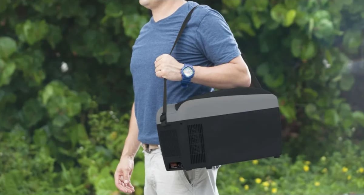 Nevera Portátil Termoeléctrica Black & Decker 8 litros4