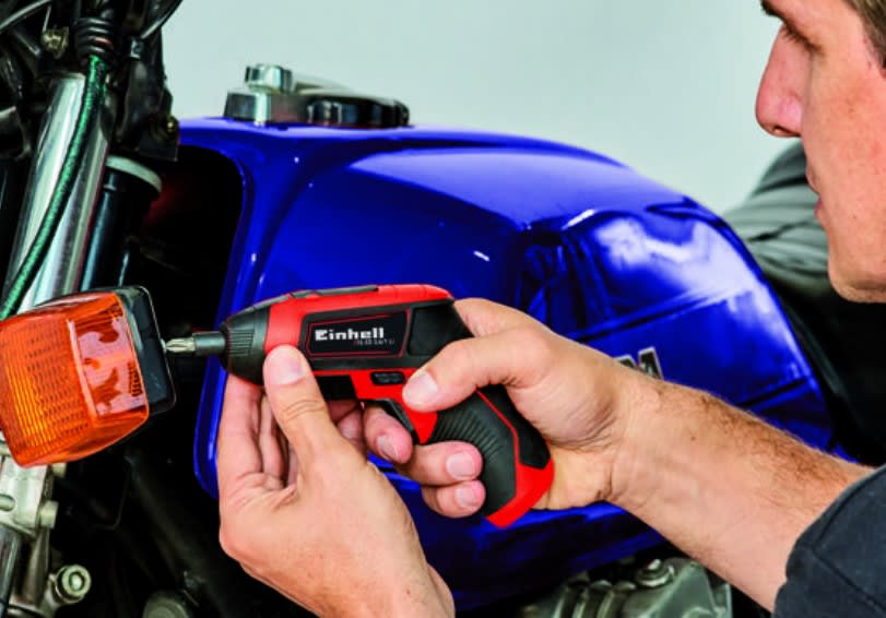 Einhell Atornillador inalambrico con 10 piezas y LED2