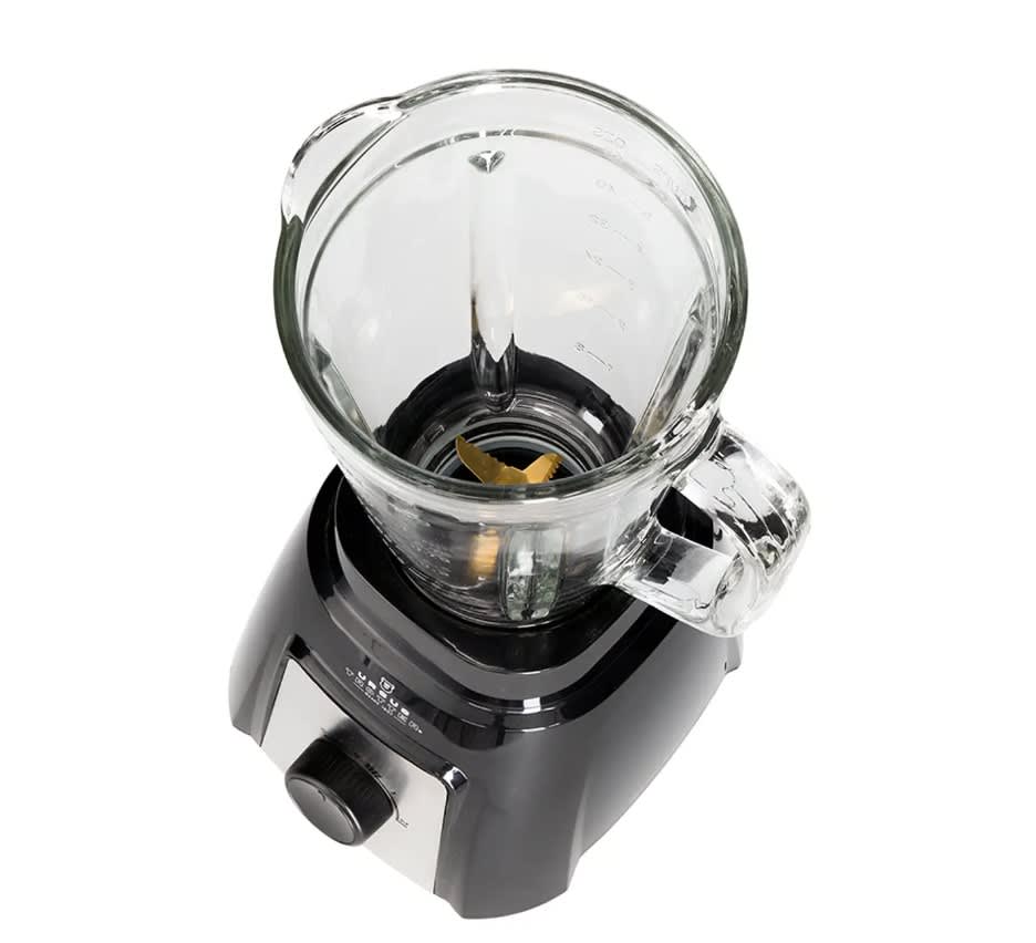 Licuadora Ursus Trotter Titan 500 Negra1