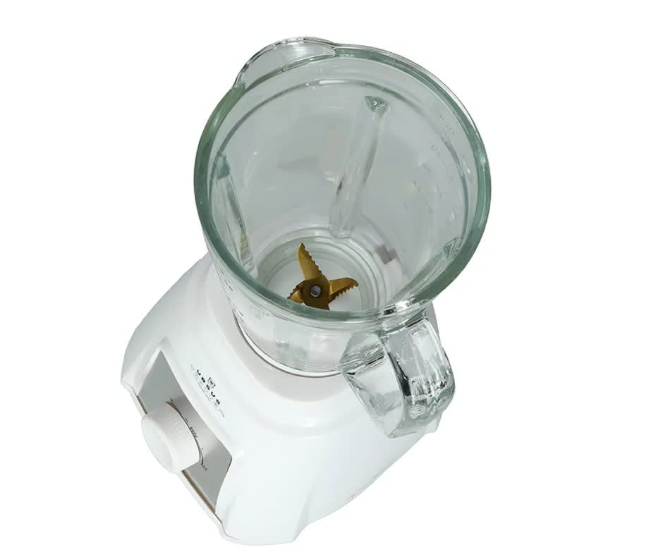 Licuadora Ursus Trotter Titan 500 Blanca3