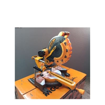 INGLETEADORA TELESCÓPICA DE 12