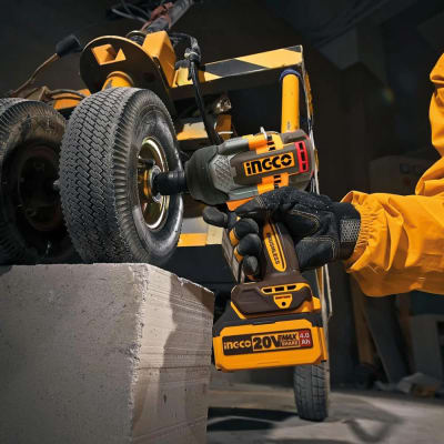 LLAVE DE IMPACTO 20V 1350N.M. +BAT+CARGADO R+SOCKET+MAL ETIN