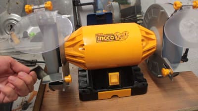 Esmeril de banco de 8