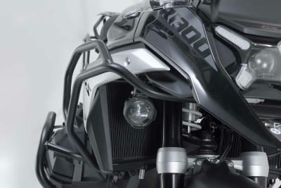 SW MOTECH DEFENSA SUPERIOR R1300 NEGRO