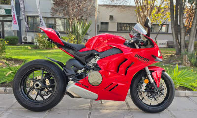 Ducati Panigale v4 2023