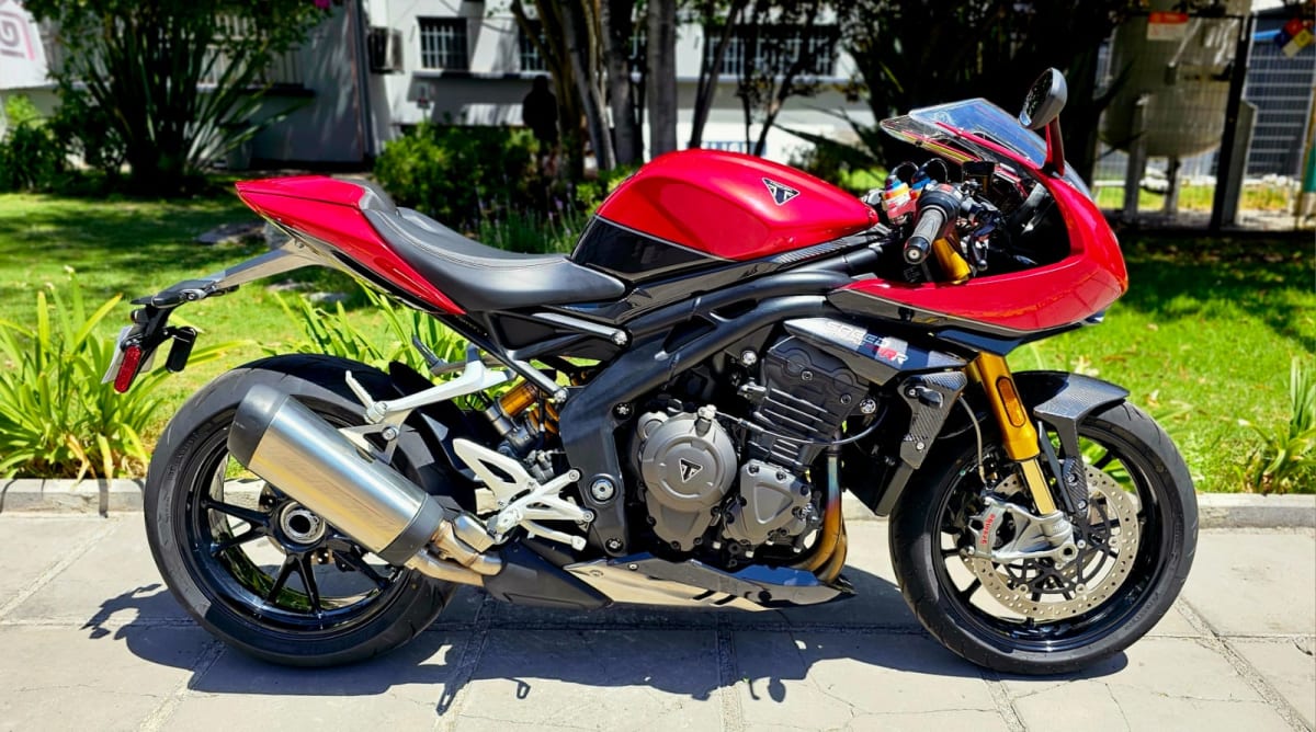TRIUMPH SPEED TRIPLE 1200 RR 20221
