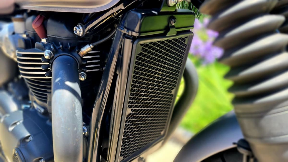 TRIUMPH BONNEVILLE T120 BLACK 201714