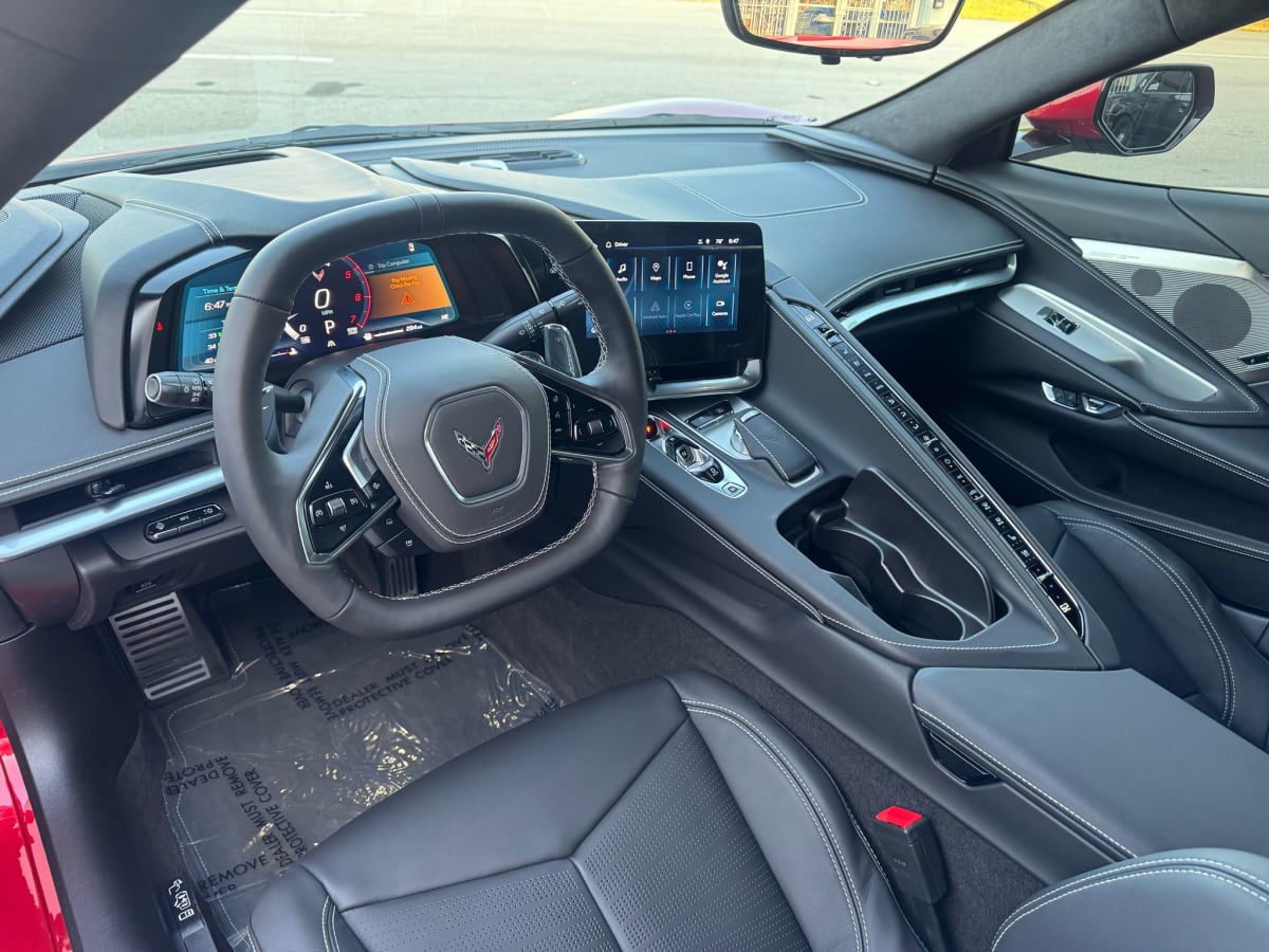 CHEVROLETE CORVETTE STINGRAY C8 202515