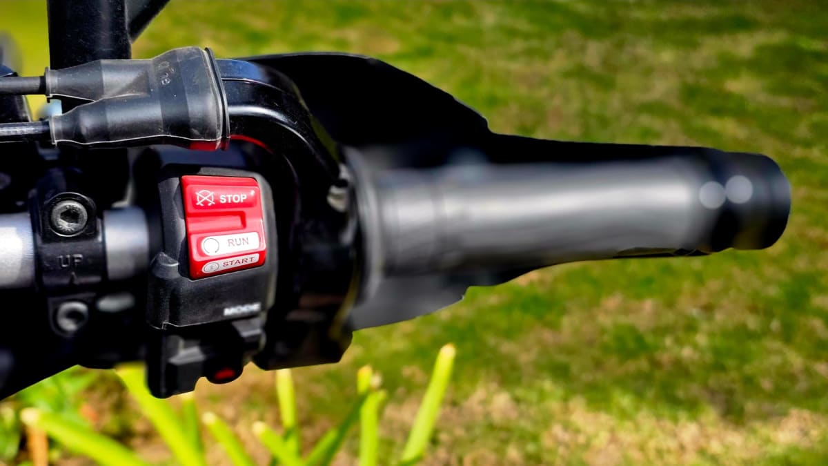 YAMAHA SUPER TENERE 1200 ZE 202216