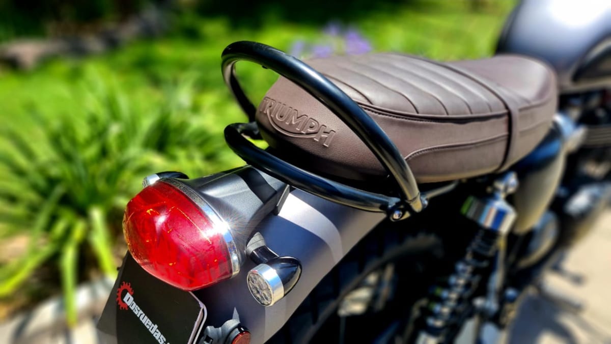 TRIUMPH BONNEVILLE T120 BLACK 201717