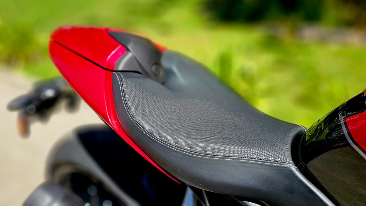 TRIUMPH SPEED TRIPLE 1200 RR 202218