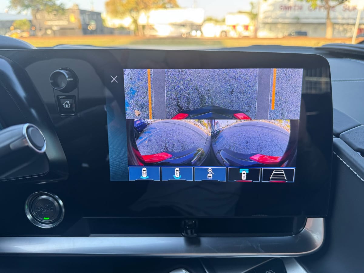 CHEVROLETE CORVETTE STINGRAY C8 202519