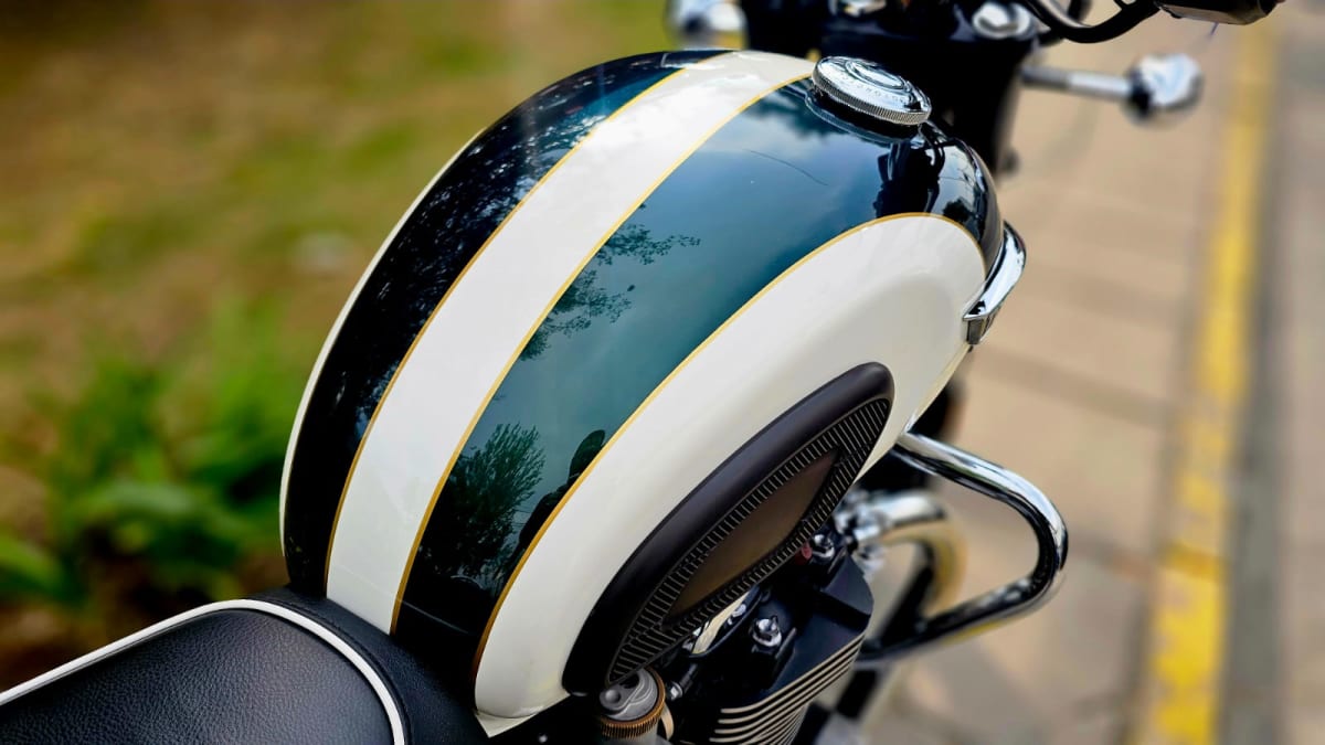 TRIUMPH BONNEVILLE T120 201819