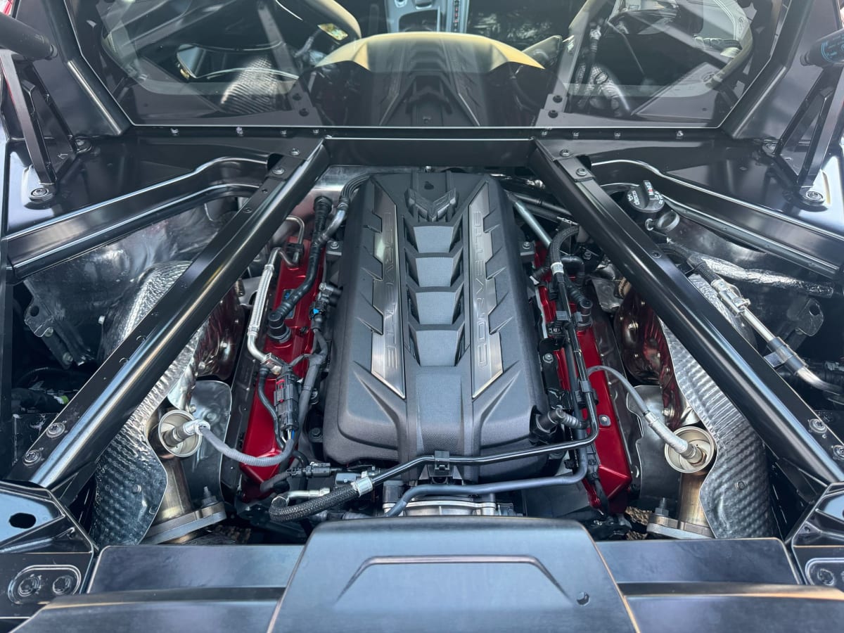 CHEVROLETE CORVETTE STINGRAY C8 202523