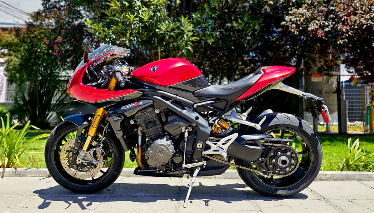 TRIUMPH SPEED TRIPLE 1200 RR 20225