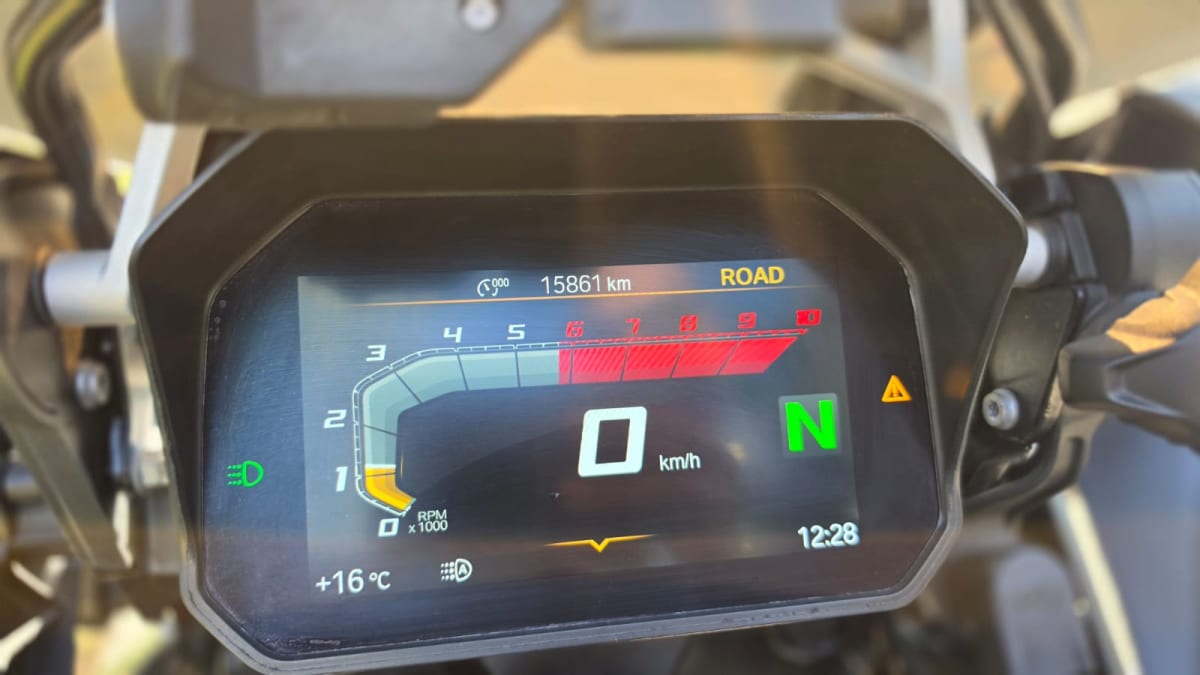 BMW R1250GS ADV Triple black3