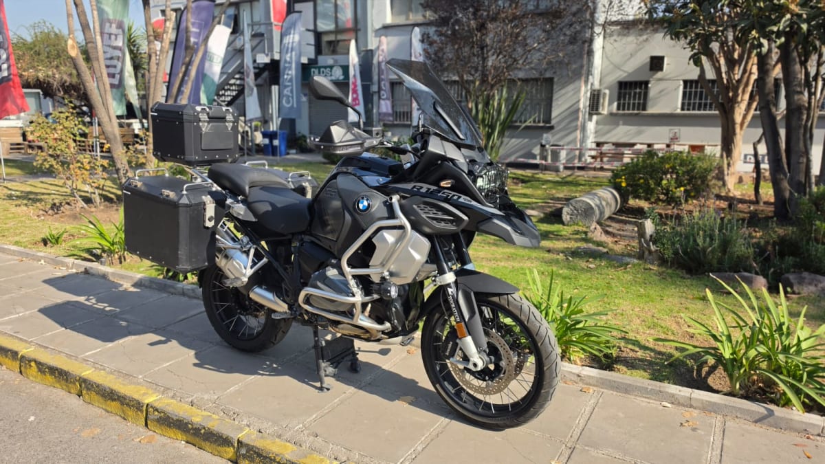 BMW R1250GS ADV Triple black2