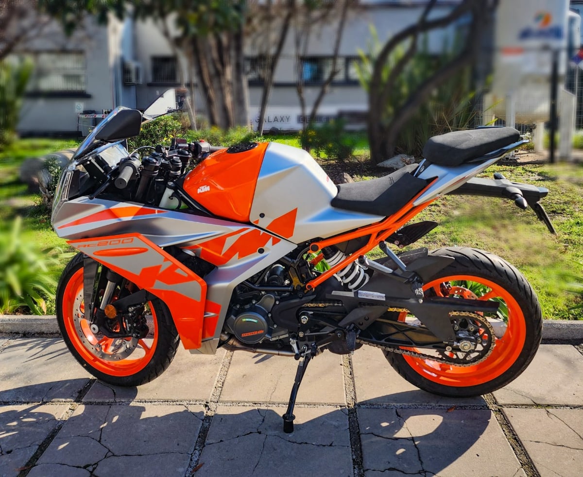 KTM RC200 20222