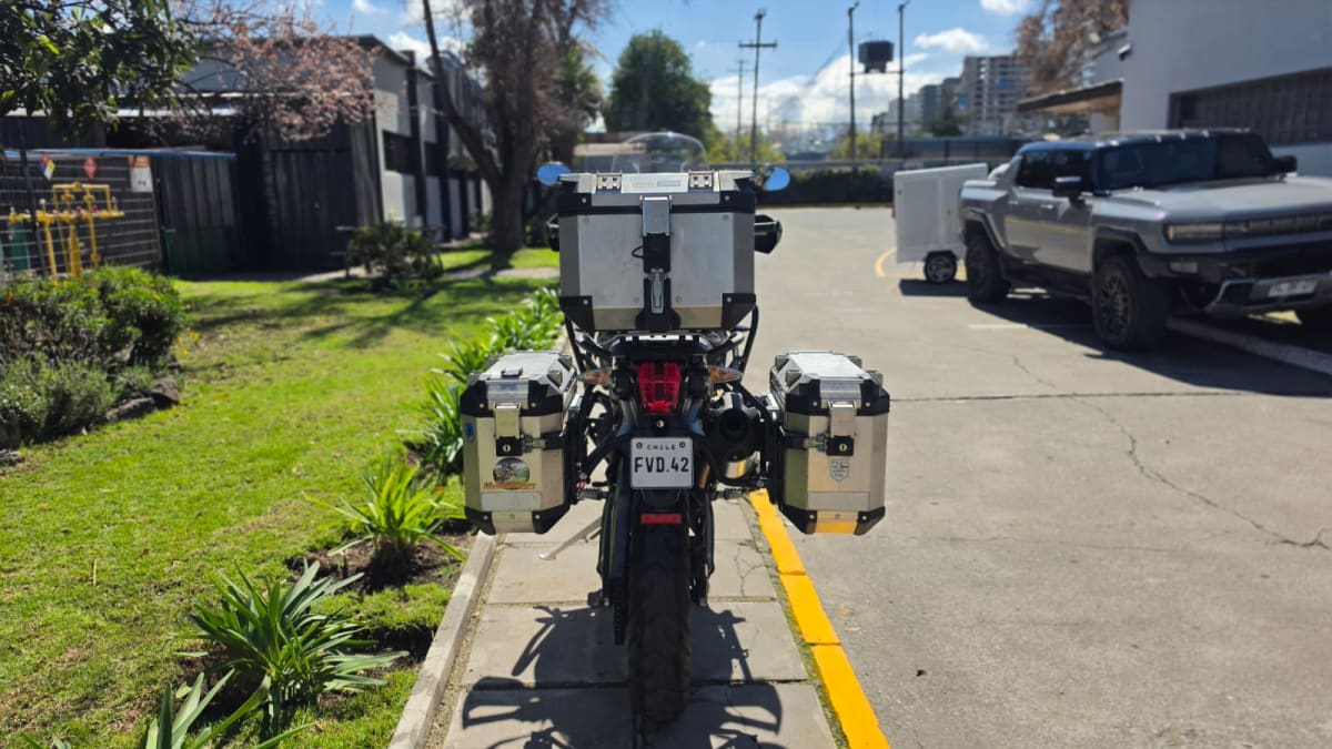 Triumph Tiger 800 xca 20164