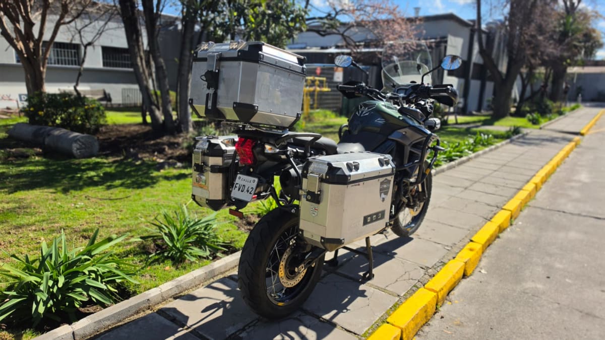 Triumph Tiger 800 xca 20162
