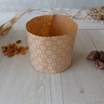 Molde Papel Panettone 500 gr. 10 Unidades1