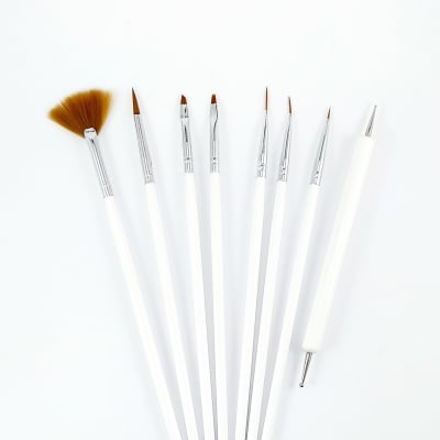 Set de 7 Pinceles + Punzón