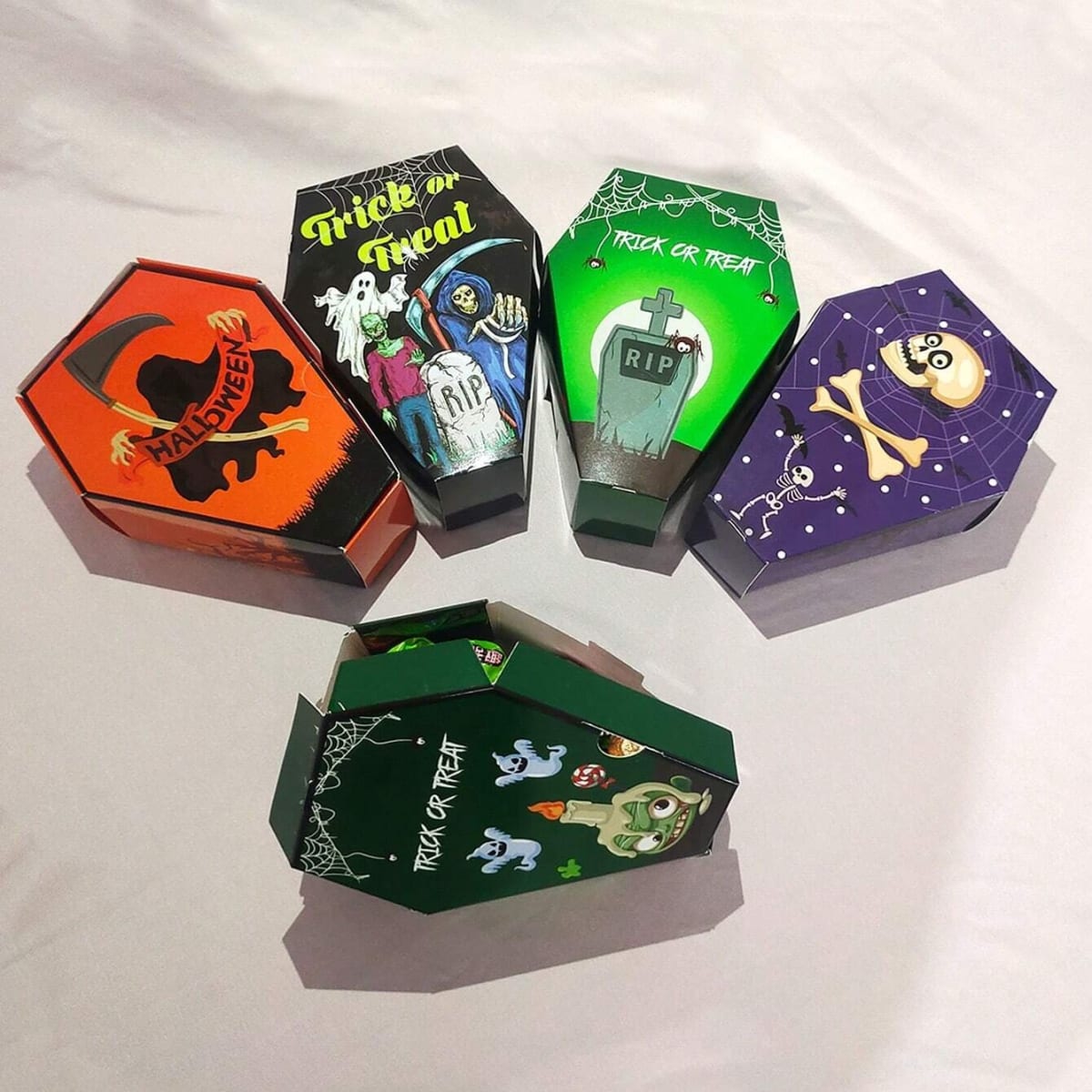 Set Cajas Ataúd Halloween Surtidas 12x9x5 cm. 4 Unidades3