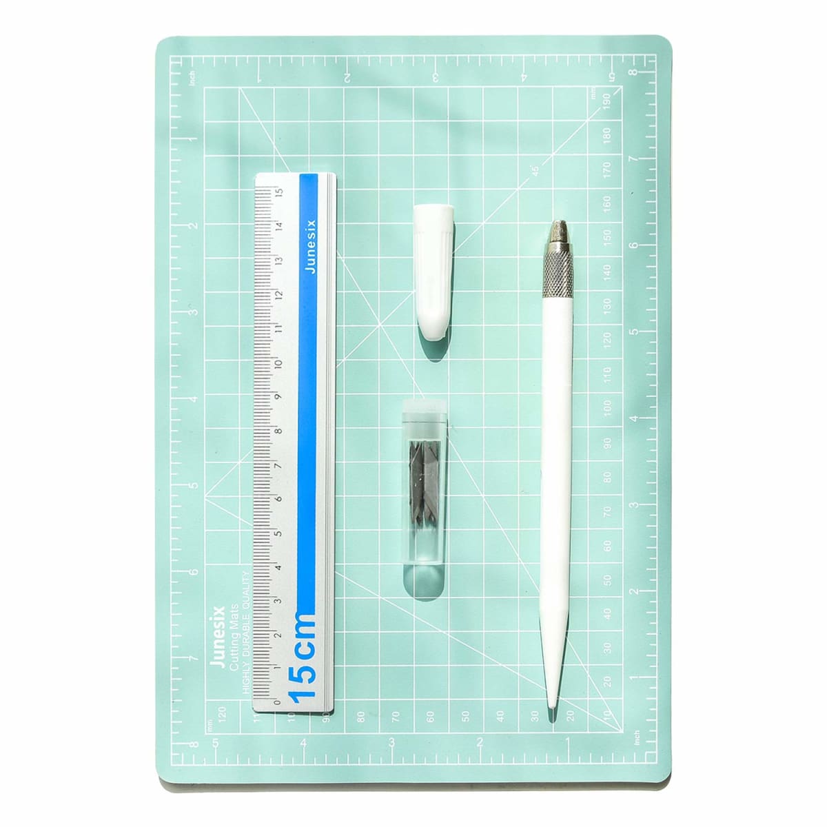 Kit Tabla Base Salvacorte A5 15x22 cm. Bisturí y Regla 15 cm.2