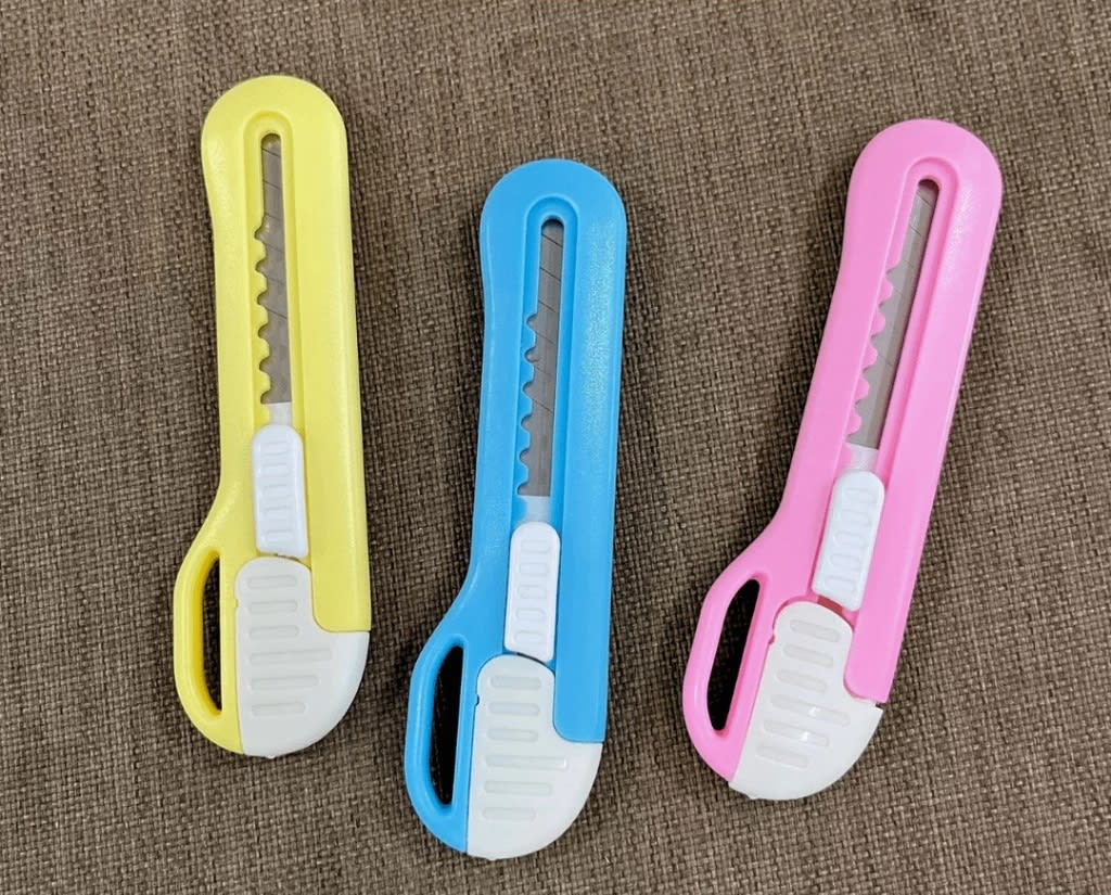 Mini Cutter Tip Top 10 cm. Colores Aleatorios3