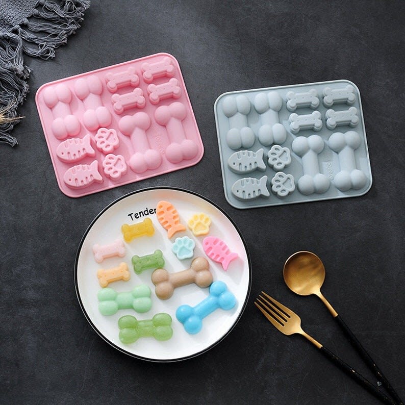 Molde Silicona Pescados, Patitas y Huesos4