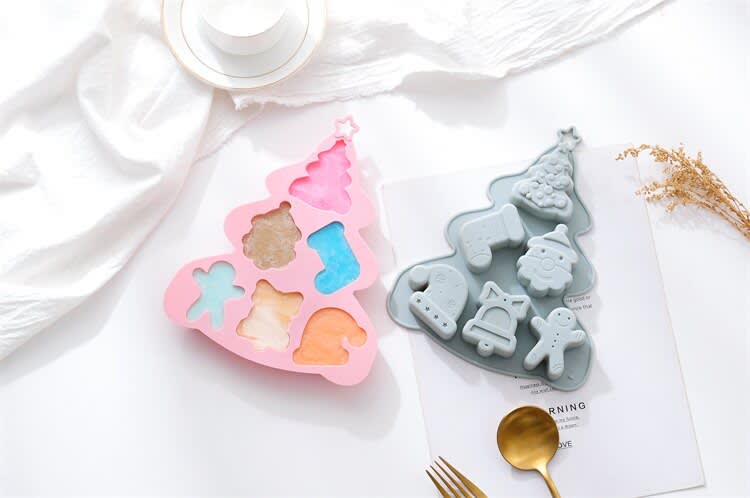 Molde Pino Navidad con 6 Figuras N°2 Silicona2