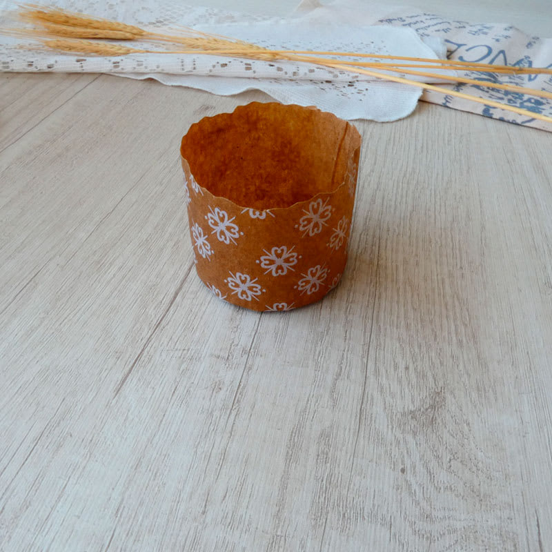 Molde Papel Panettone 100 gr. 10 Unidades2