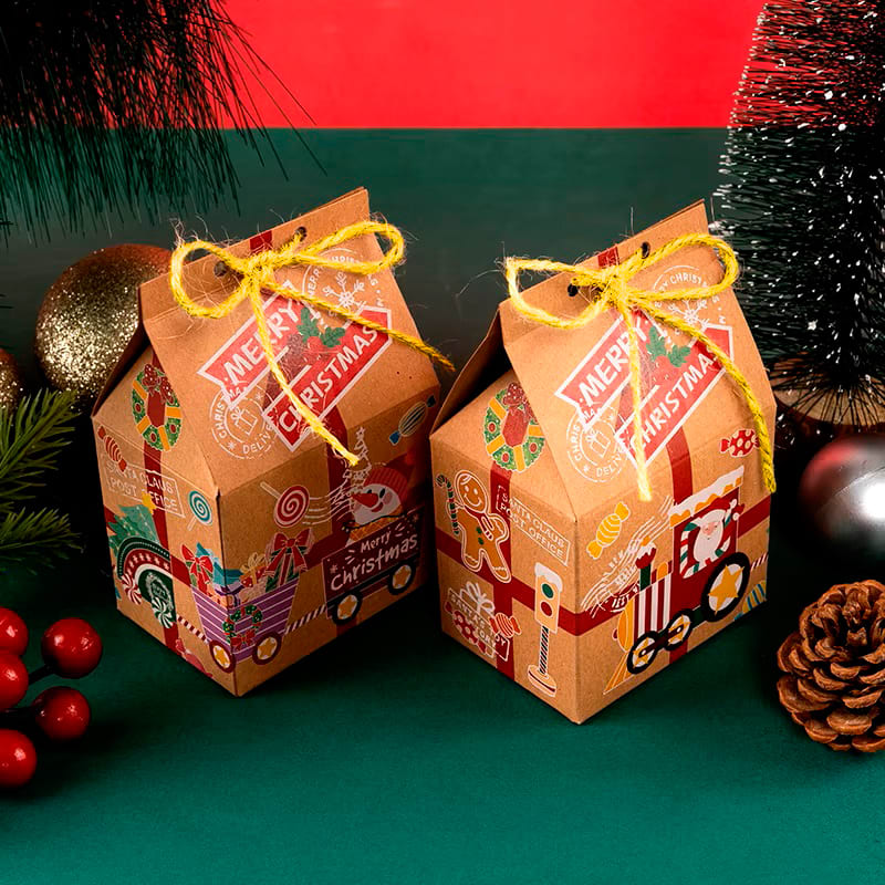 Set Cajas Casa Navidad Kraft N°4 10x7x5 cm. 4 Unidades5