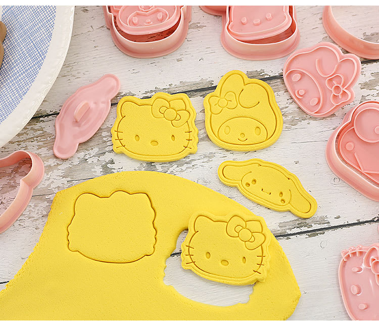 Set Cortador Marcador Sanrio 8 Diseños3